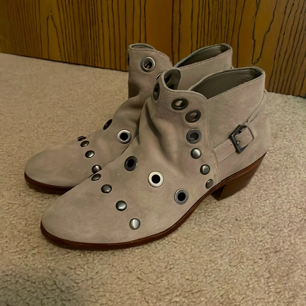 Woman Sam Edelman heeled boots gray